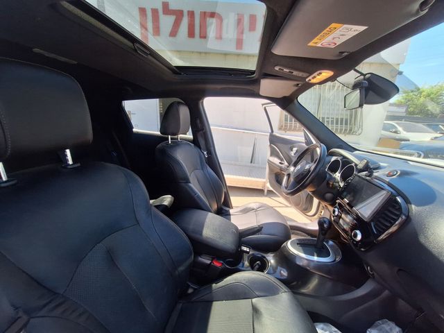 ניסאן ג'וק