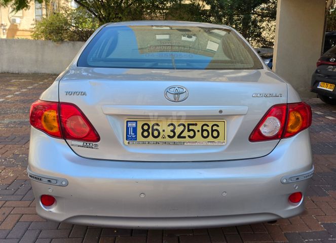 טויוטה קורולה