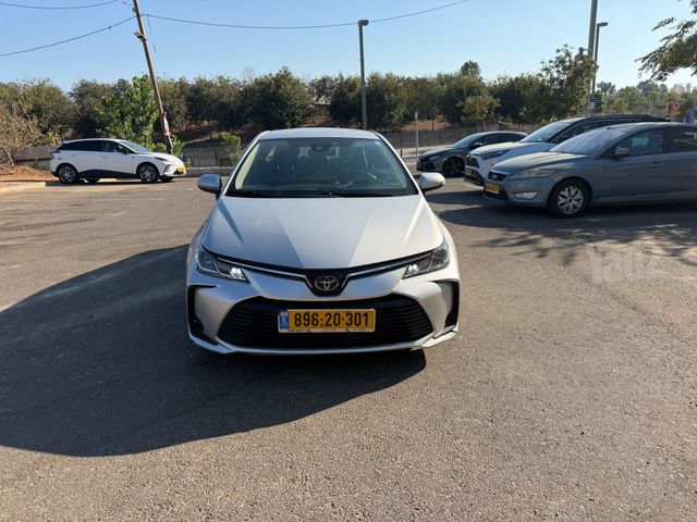 טויוטה קורולה