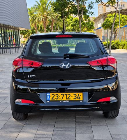 יונדאי i20