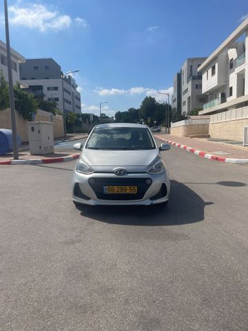 יונדאי i10
