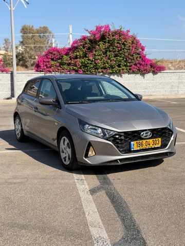 יונדאי i20