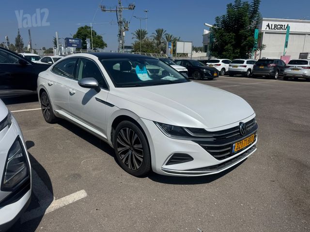 מודעת רכב פולקסווגן ארטאון