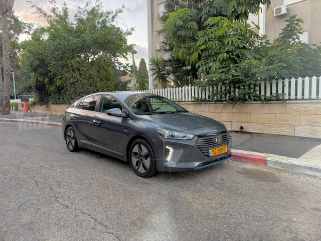 יונדאי איוניק