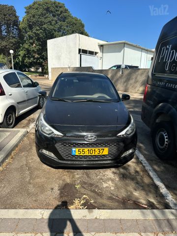 יונדאי i20