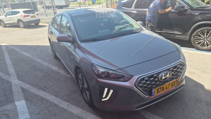 יונדאי איוניק