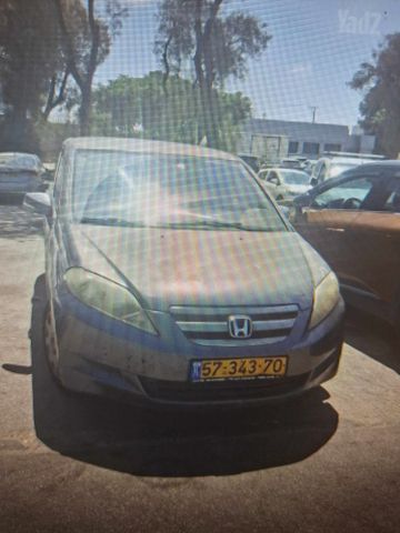 מודעת רכב הונדה FR-V