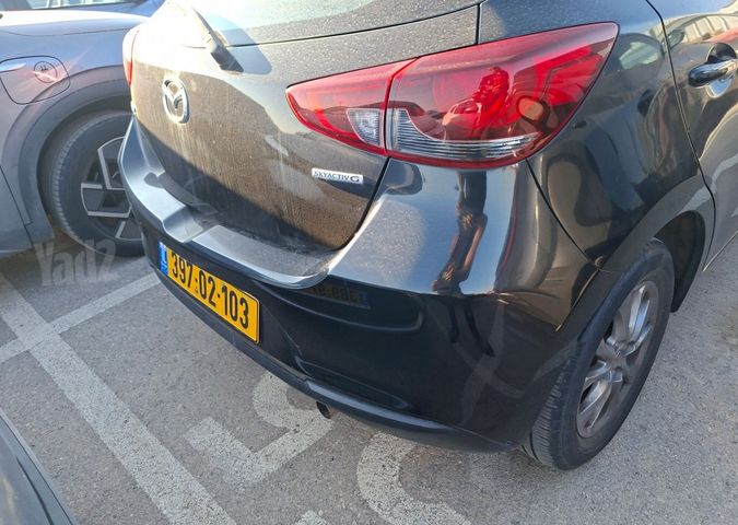 מודעת רכב מאזדה 2 2