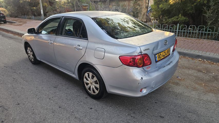 טויוטה קורולה