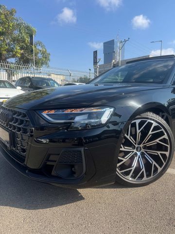 אאודי A8