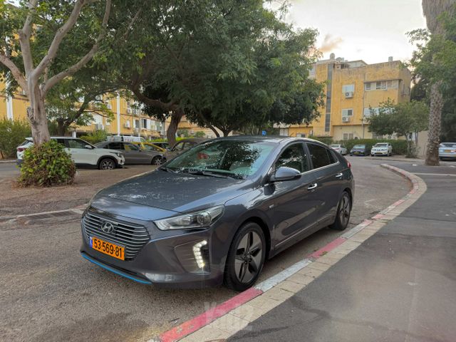 יונדאי איוניק