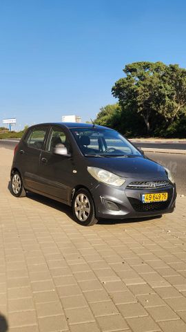 יונדאי i10