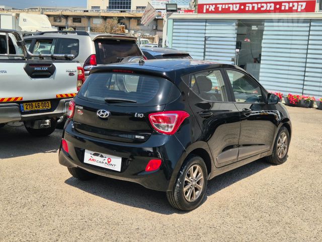 יונדאי i10