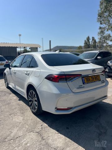 טויוטה קורולה