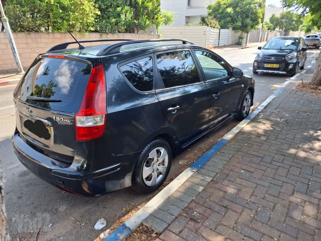יונדאי i30