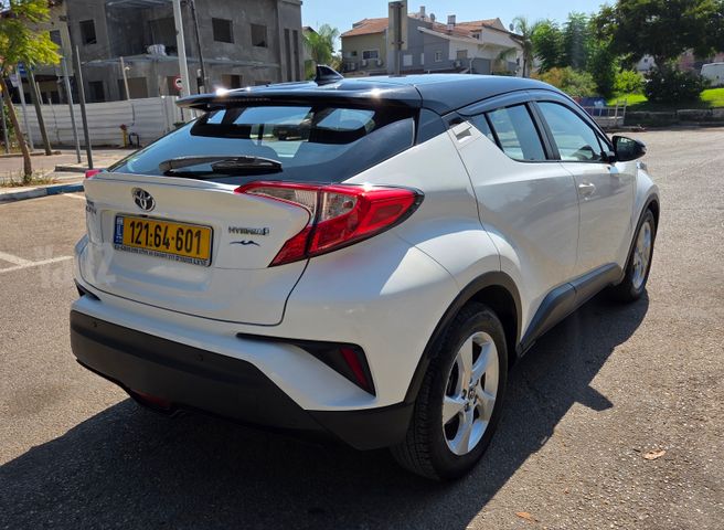טויוטה C-HR