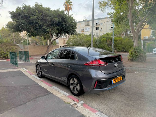 מודעת רכב יונדאי איוניק