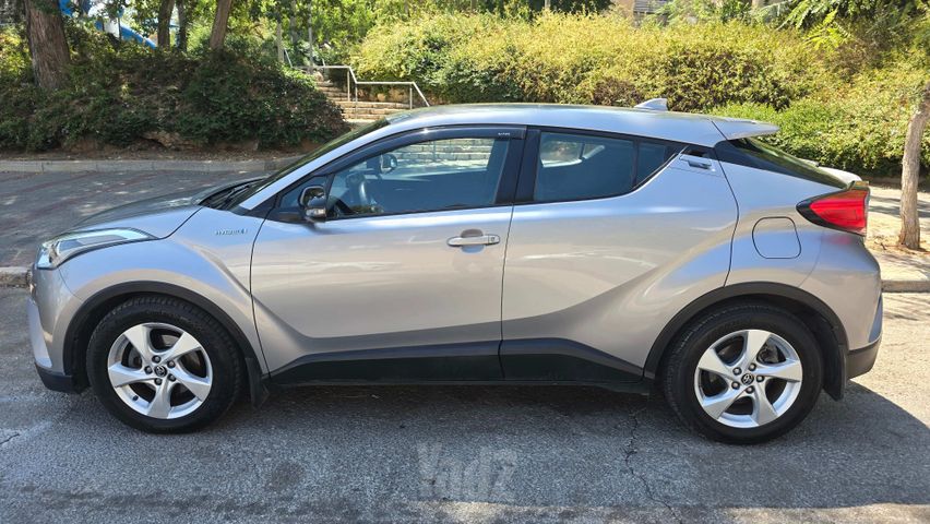 טויוטה C-HR