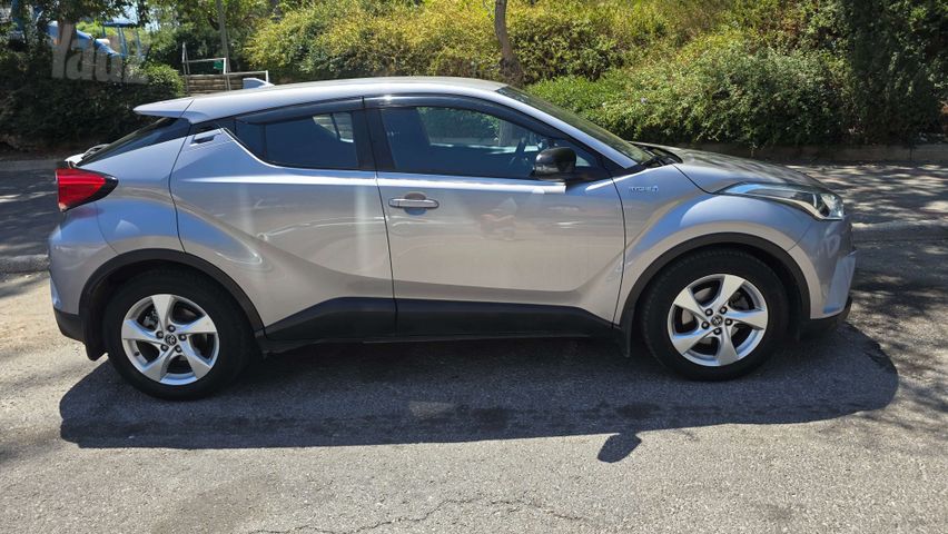 טויוטה C-HR
