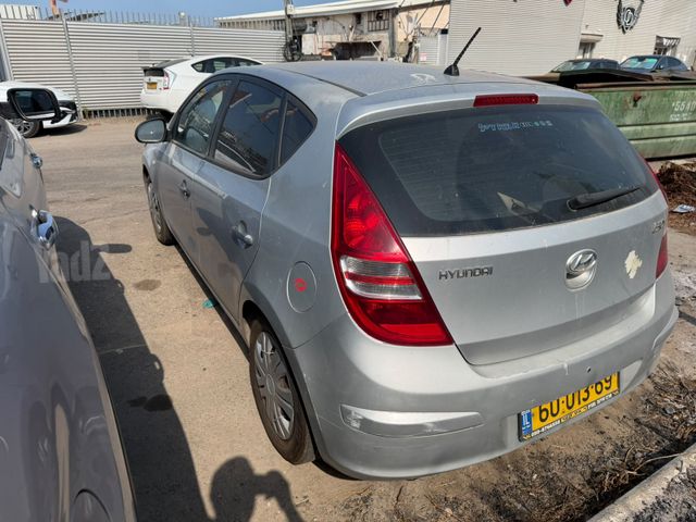 יונדאי i30