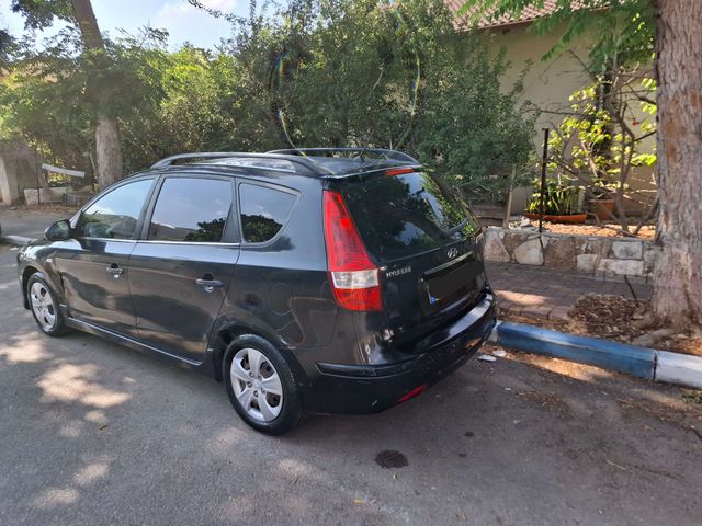 יונדאי i30