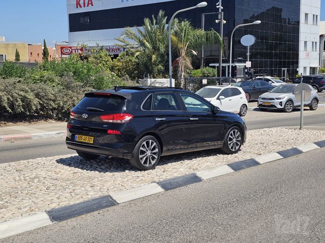 יונדאי i30