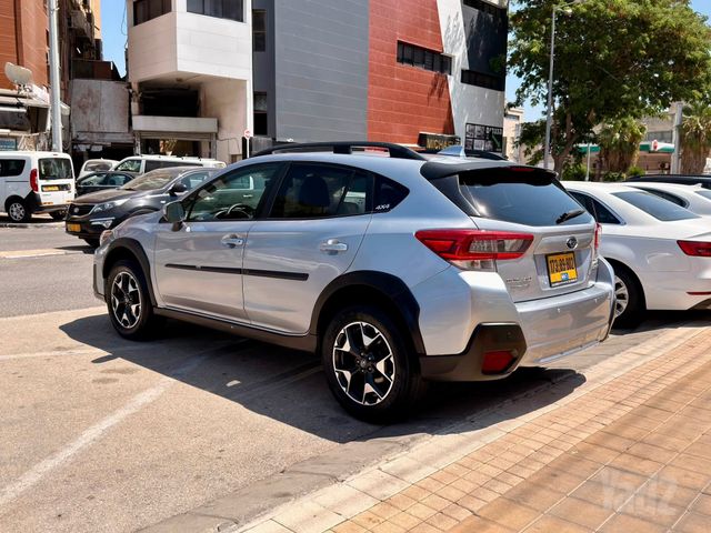 סובארו XV