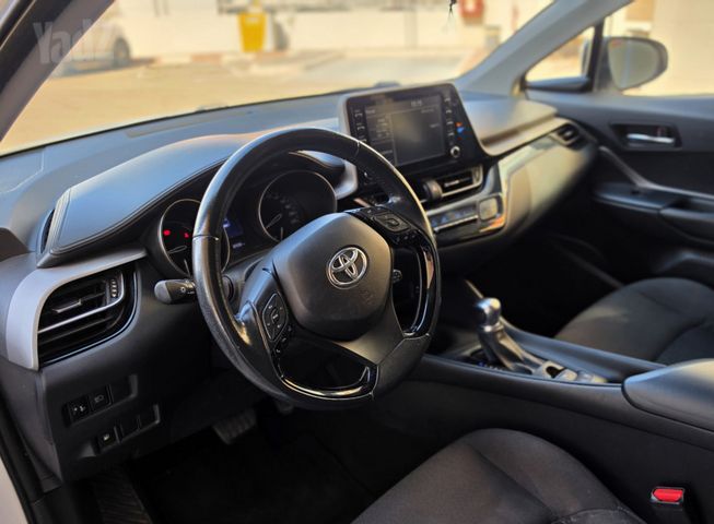 טויוטה C-HR