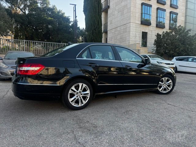 מודעת רכב מרצדס-בנץ E-class
