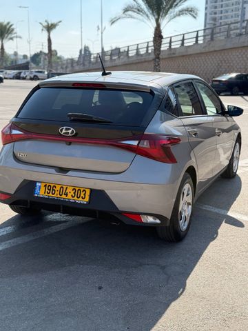 יונדאי i20