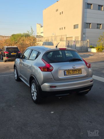 ניסאן ג'וק