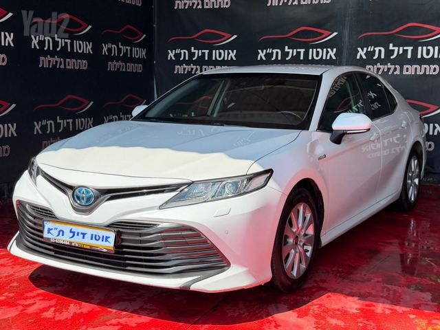 טויוטה קאמרי
