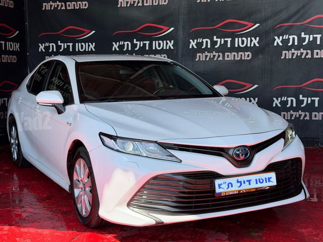 טויוטה קאמרי