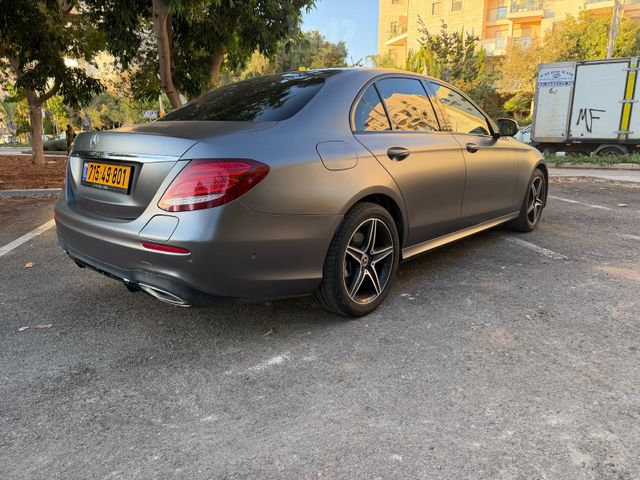 מרצדס-בנץ E-class