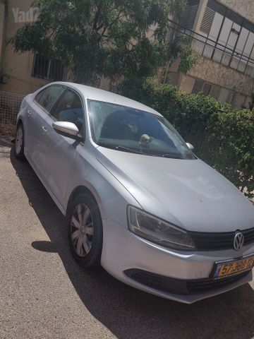 מודעת רכב פולקסווגן ג'טה