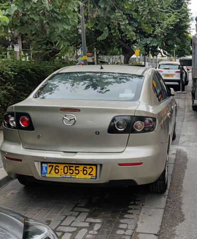 מאזדה 3