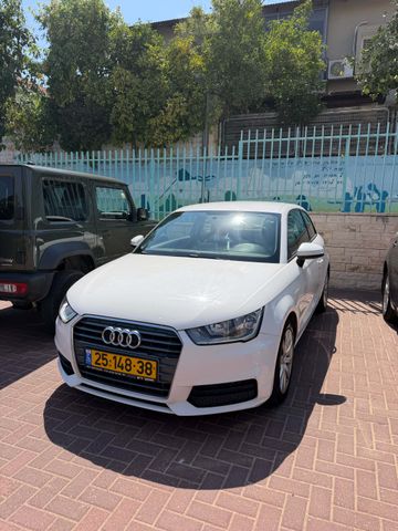 מודעת רכב אאודי A1