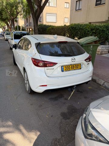 מאזדה 3