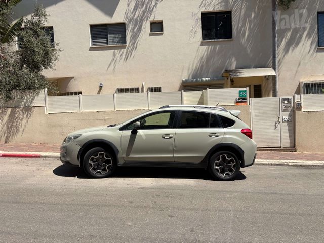 סובארו XV
