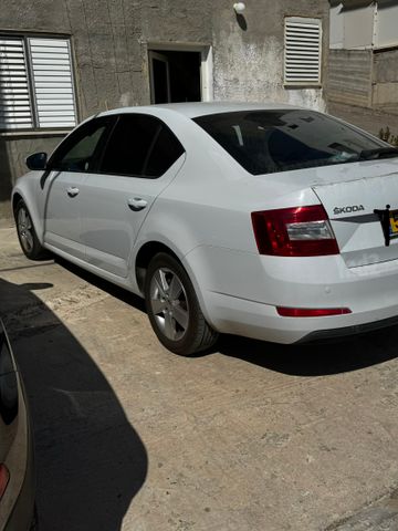 סקודה אוקטביה
