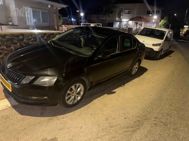 סקודה אוקטביה