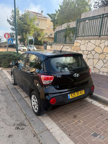 יונדאי i10