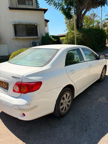 מודעת רכב טויוטה קורולה