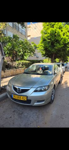 מודעת רכב מאזדה 3