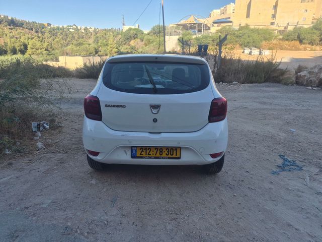 דאצ'יה סנדרו