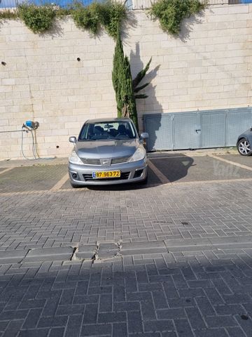 ניסאן טידה