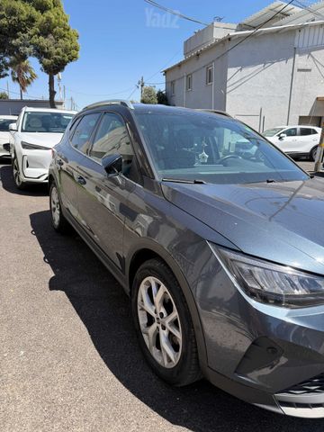 סיאט ארונה