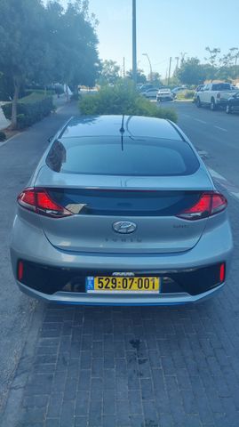 יונדאי איוניק