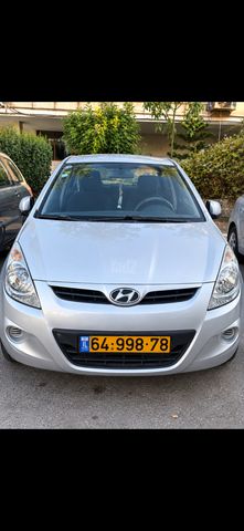 יונדאי i20