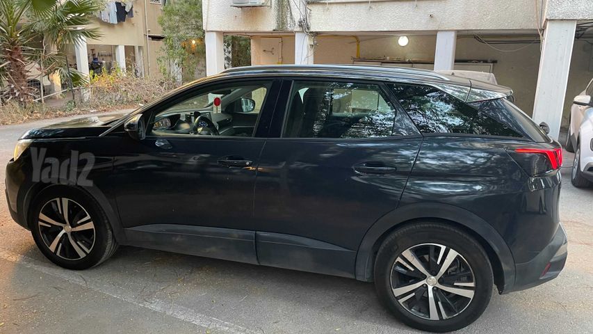 פיג'ו 3008